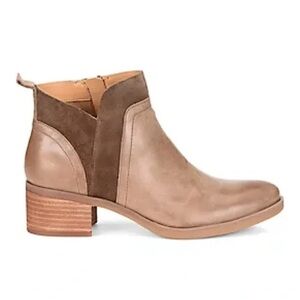 Korks Leather and Suede Zipper Booties Nude Tan Size 6.5